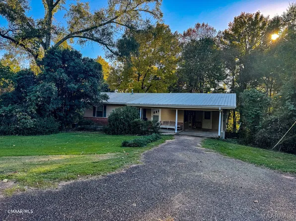 831 Smith St, Thomasville, AL 36784