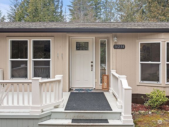 3rd image of 14234 NW Dolly Varden Ln
