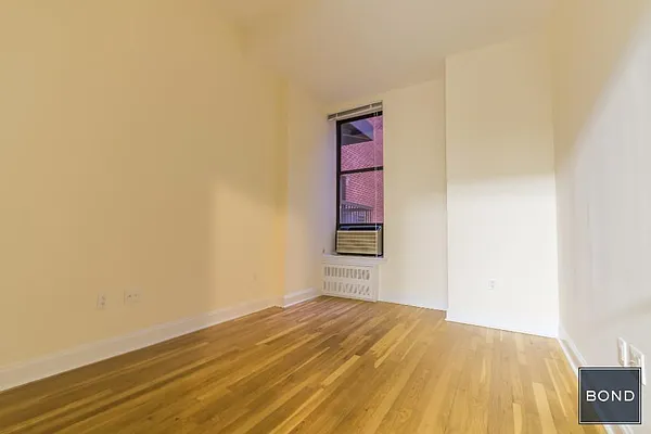 Rented by Bond New York | media 18