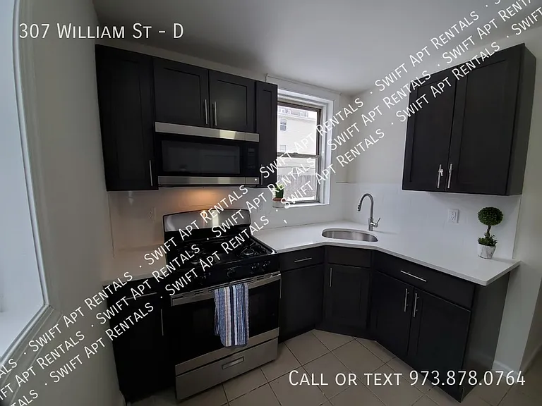 307 William St #D — Photo 2