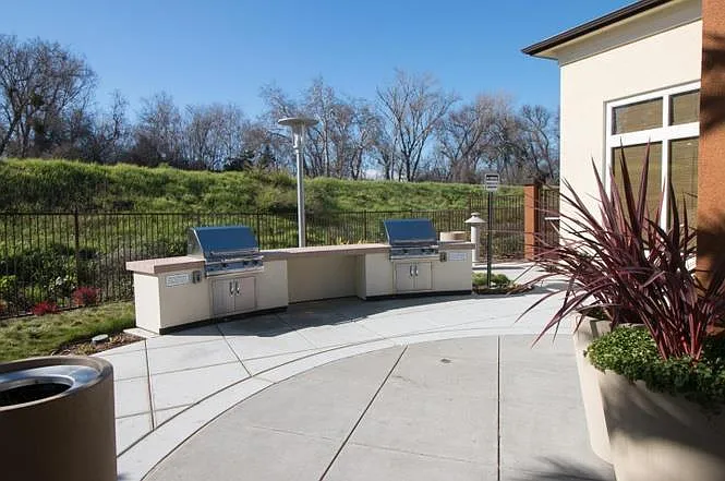 1301 Coyote Creek Way — Photo 34