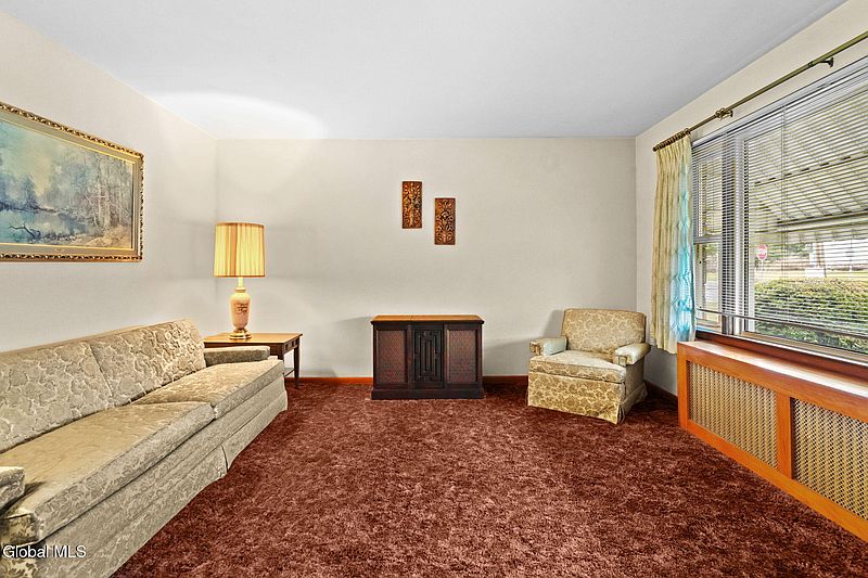 5th image of 1021 Dunnsville Road
