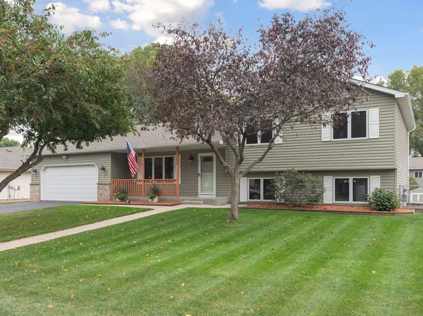 7950 Conroy Way, Inver Grove Heights, MN 55076