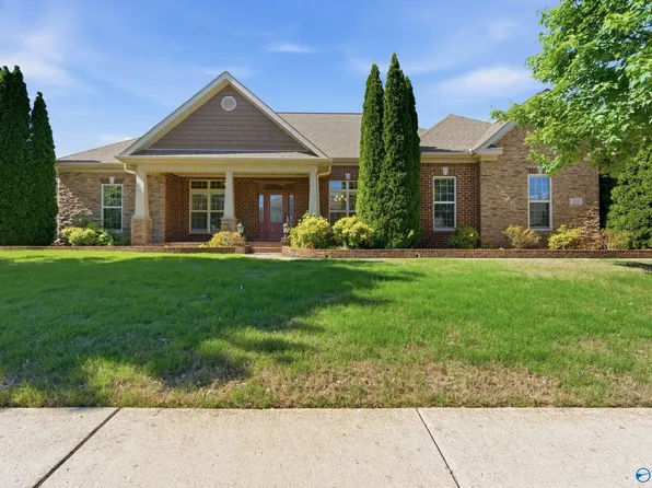 151 Castlewood Dr, Madison, AL 35756