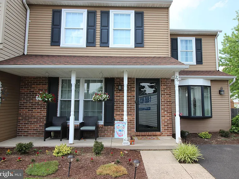 26 Steeplechase Cir — Photo 1