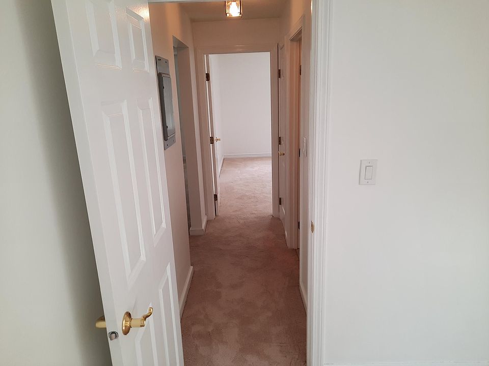 76 Maple St Middleton, MA, 01949 Apartments for Rent Zillow