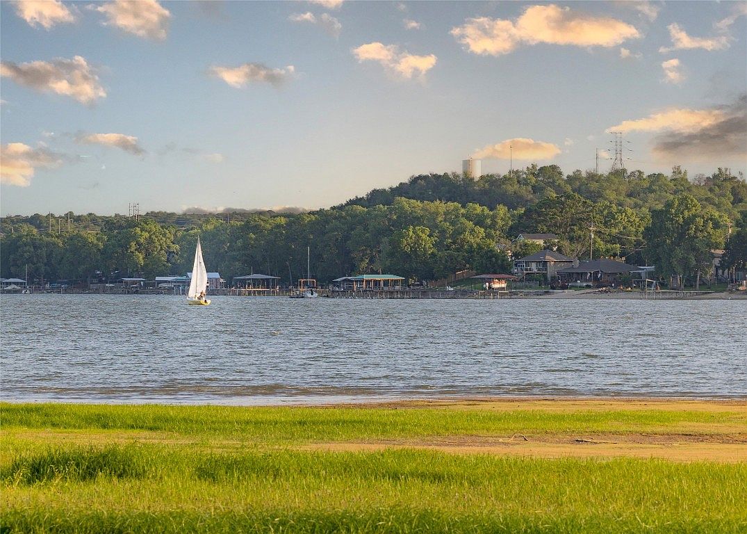 2431 E Lake Dr, Weatherford, TX 76087 MLS 20321502 Zillow