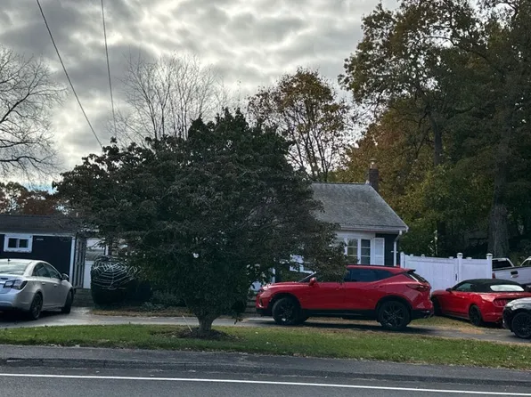 23 Russ St, Randolph, MA 02368