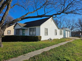 1802 Refinery Rd, Gainesville, TX 76240