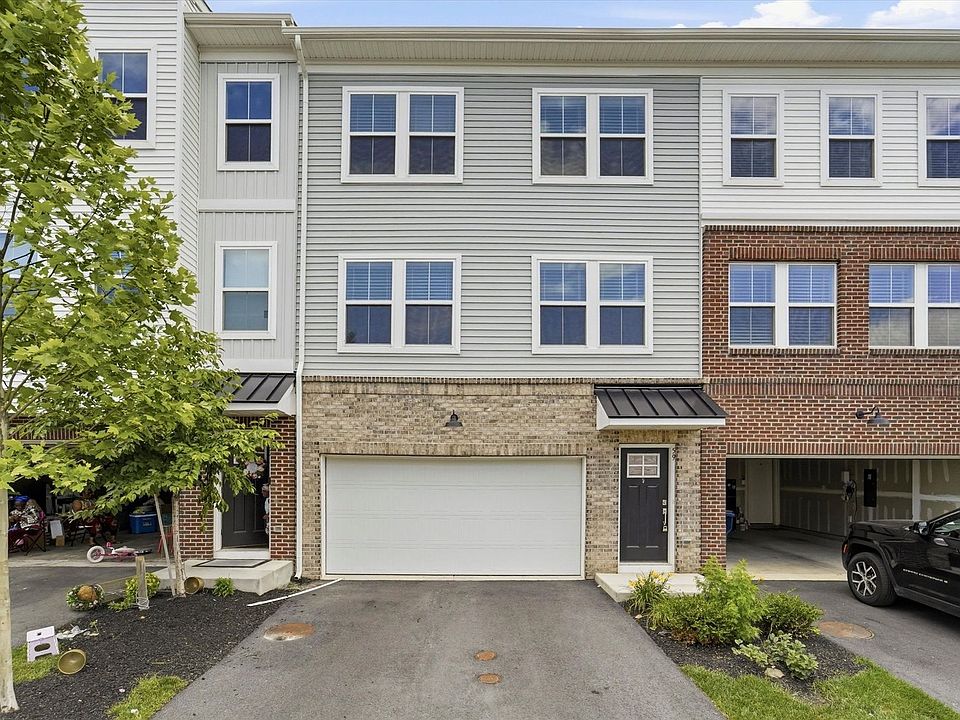 1st image of 59 Four Leaf Dr