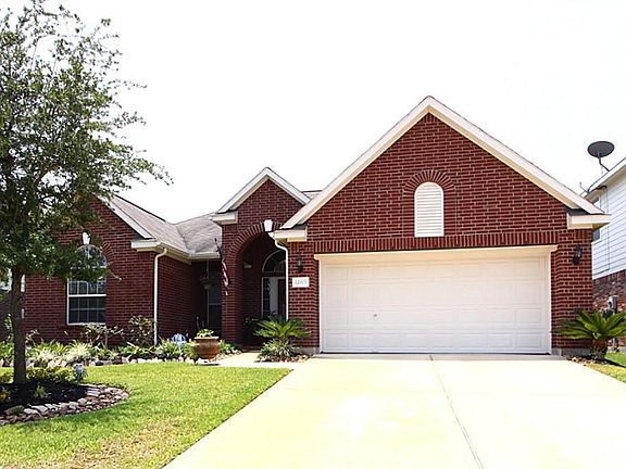 2nd image of 12803 Carriage Glen Dr