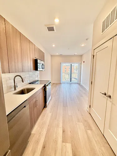 128 W Girard Ave #205 Photo 1