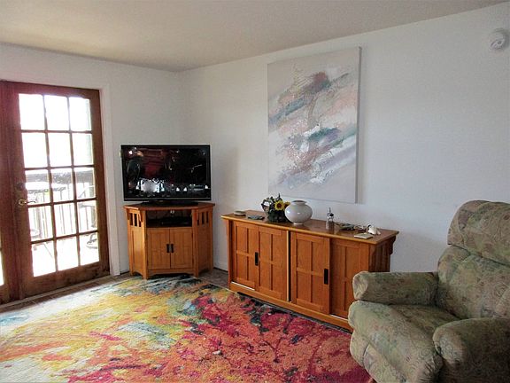 5th image of 221 Buckner Ave S #811