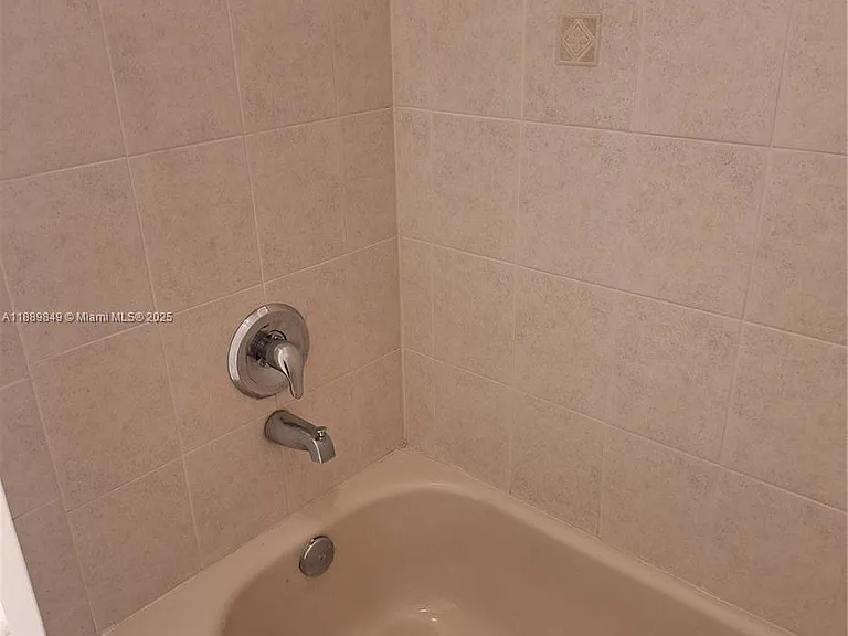 6621 Winfield Blvd #1 — Photo 32