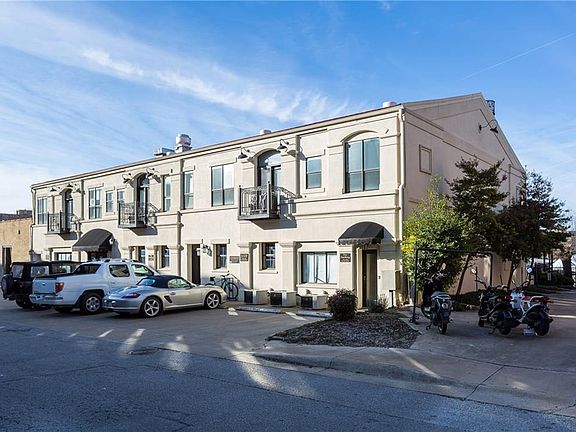 3rd image of 315 N Rollston Ave APT 206
