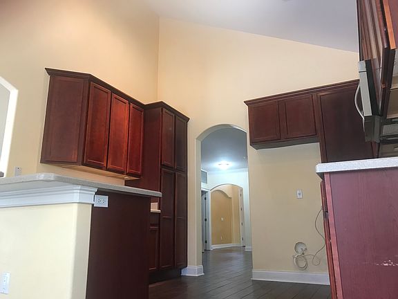 3rd image of 6975 Brescia Way