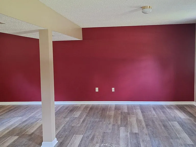 110 Woodrow Rd — Photo 5