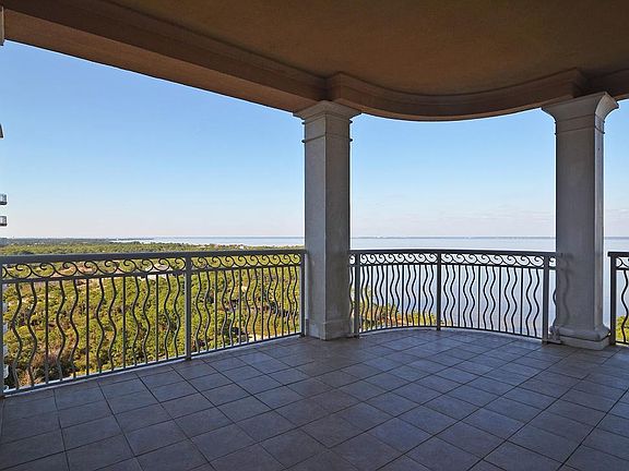 2nd image of 404 Kelly Plantation Dr Unit 1406