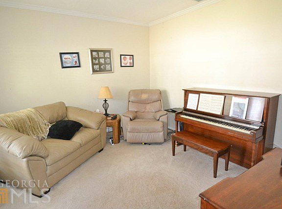 3rd image of 808 Kirsten Jane Ct