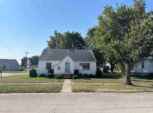 318 E Jackson St, Monroe, IN 46772