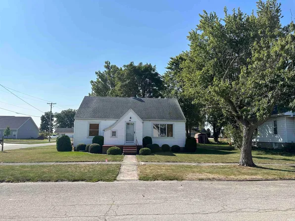 318 E Jackson St, Monroe, IN 46772
