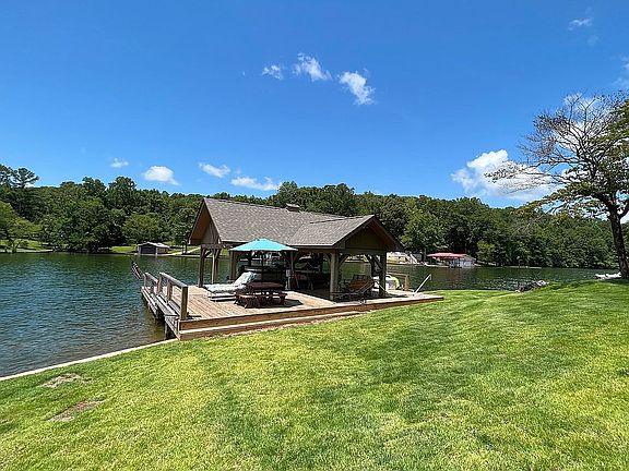 Incredible Boat House