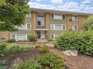5412 France Ave S APT 204, Edina, MN 55410
