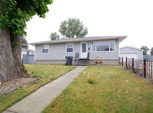 310 N 4th Ave, Forty Mile County No. 8, AB T0K0J0