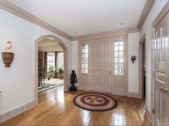4th image of 13370 Ledgebrook Ln