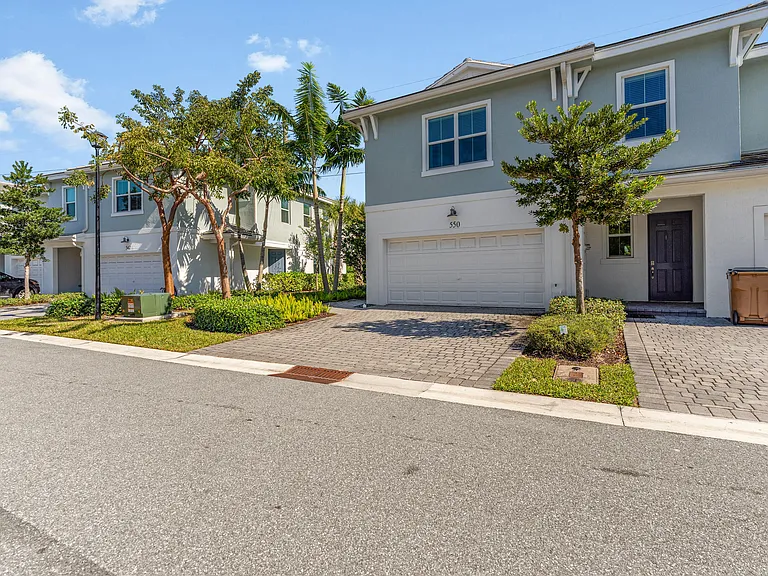 550 Parsons Way — Photo 37