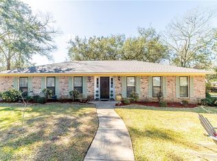 1908 Sugarwood Ct, Mobile, AL 36609