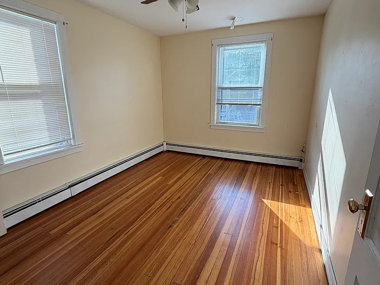 283 New Britain Ave #C1 — Photo 8