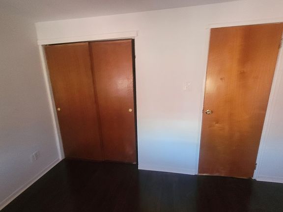5th image of 2014 Bainbridge St Floor 3