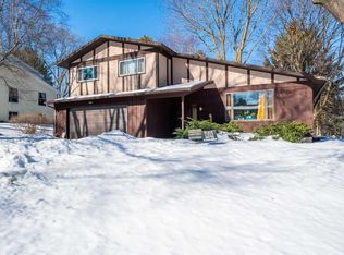 514 Isle Royal Dr, Madison, WI 53705
