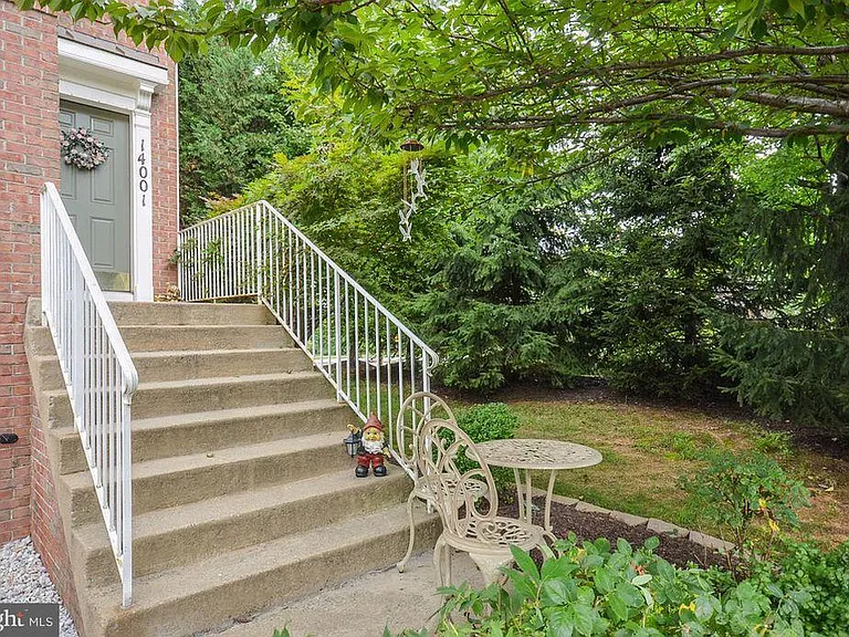 14001 Rockingham Rd — Photo 2
