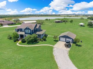 707 Wallace Rd, Gunter, TX 75058