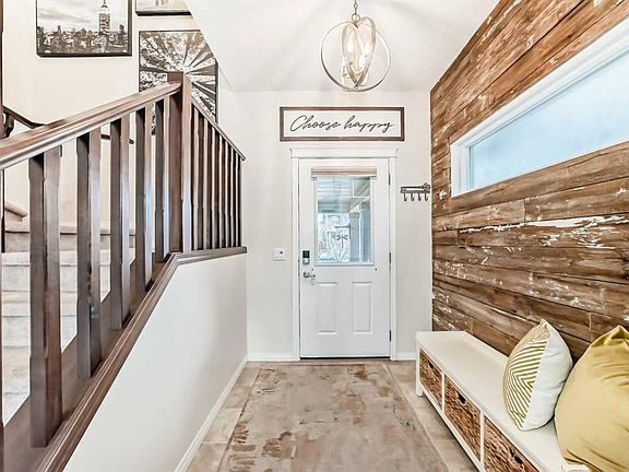 3rd image of 28 W Mount Rae Pl