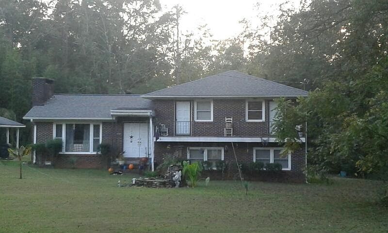 2nd image of 107 England St