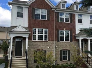 44663 Ellery Ln #1, Novi, MI 48377