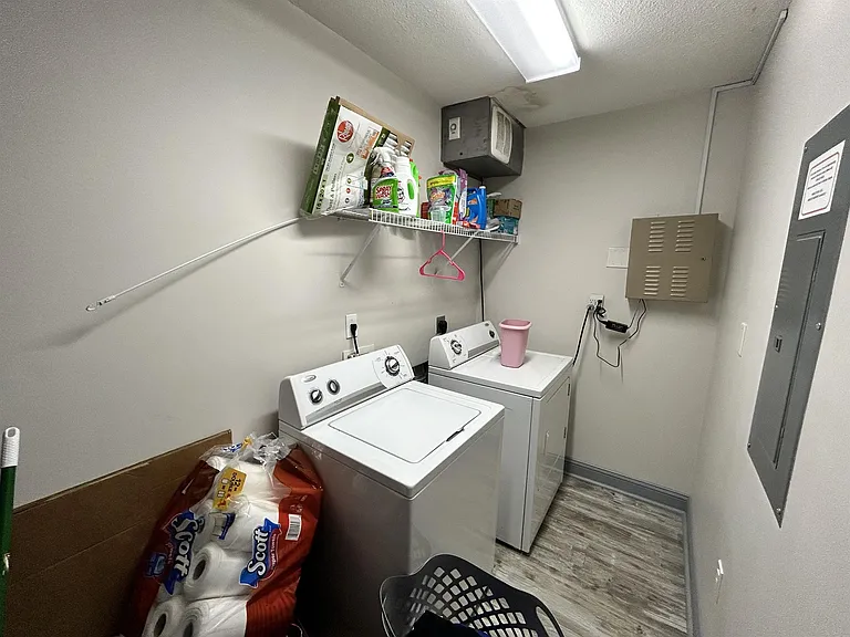 1611 Muscovy Way — Photo 14