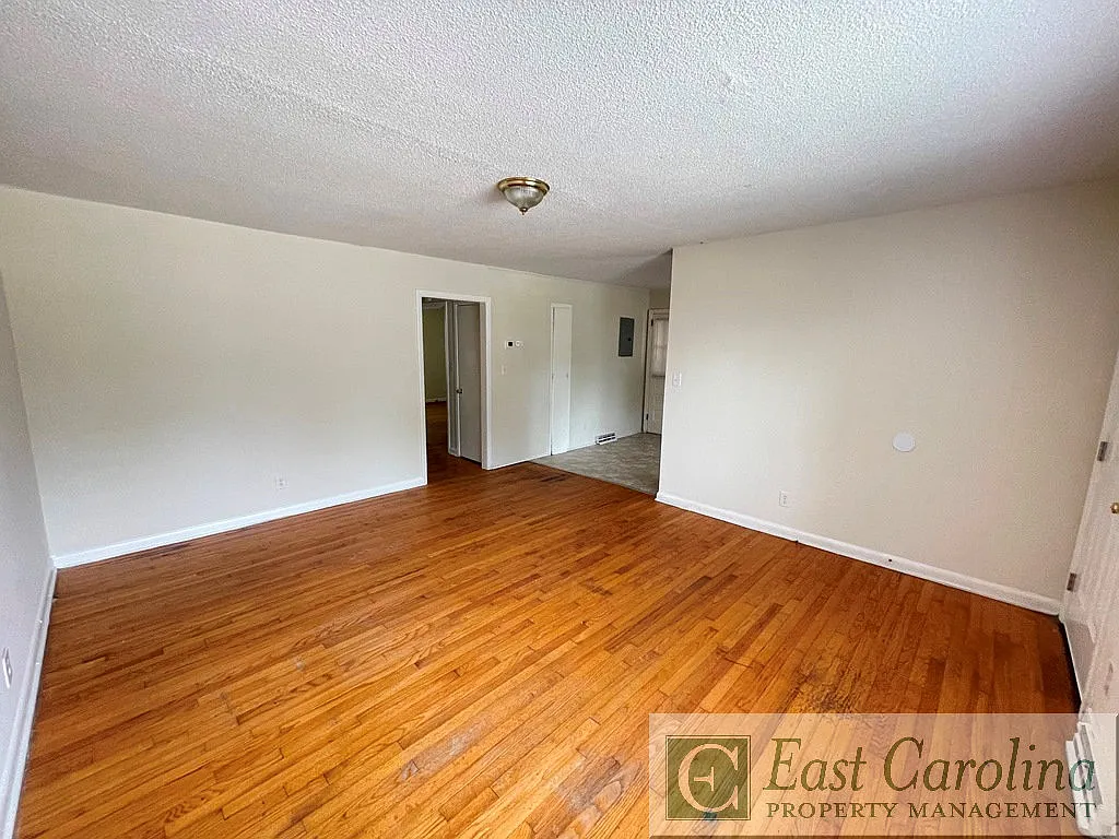 2 bed, 882 sqft, $850 — Photo 3