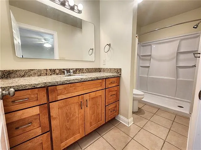 12801 River Rd — Photo 11