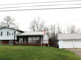 1501 Rauch Rd, East Palestine, OH 44413