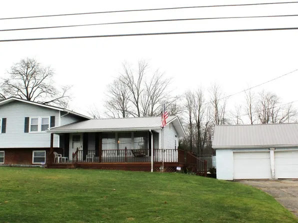 1501 Rauch Rd, East Palestine, OH 44413