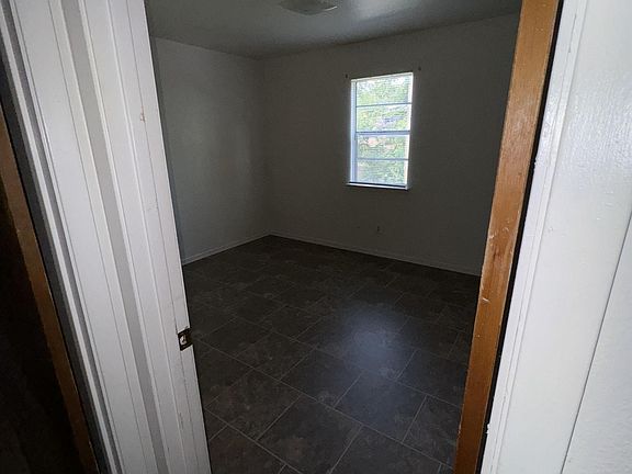 2nd image of 208 Veterans Ave #11027088