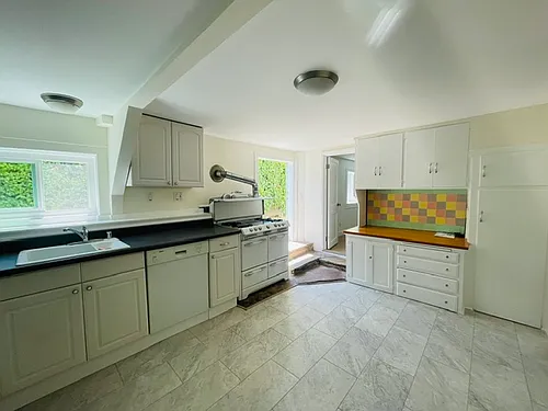 93 Medway Rd Photo 1