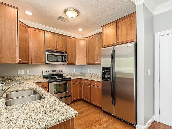 3rd image of 511 W 1st Ave APT 309
