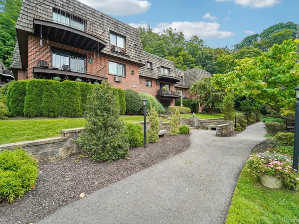 4 Briarcliff Drive S #9, Ossining, NY 10562