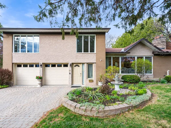 21 Tiffany Cres, Ottawa, ON K2K 1W3