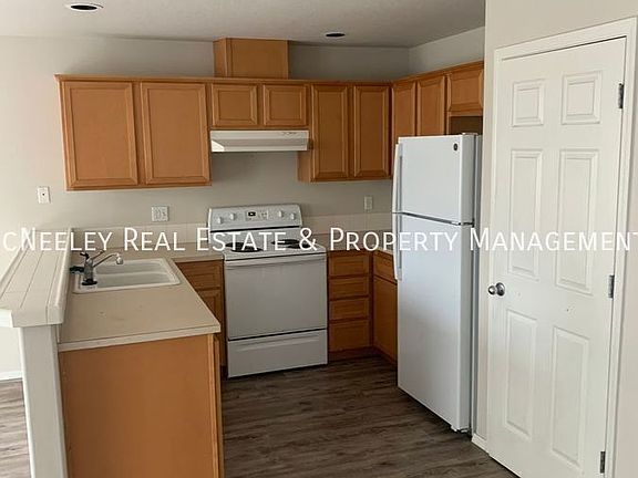 2nd image of 6522 NE Forest Ln